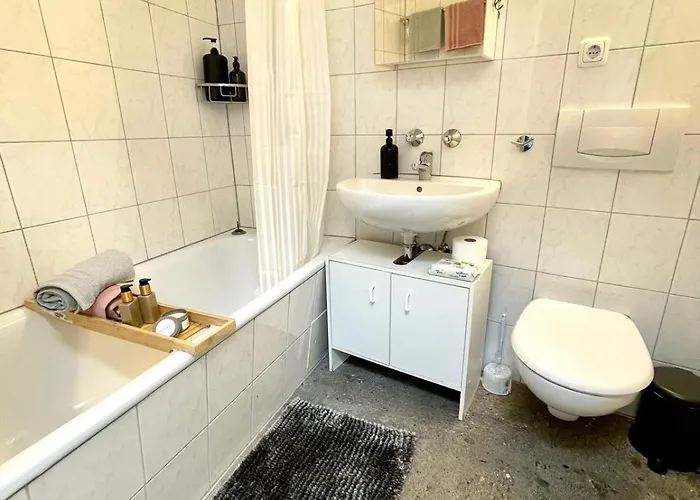 Apartment Charmantes Im 25 Og Mit Aussicht Und 60 Zoll Tv Augsburg